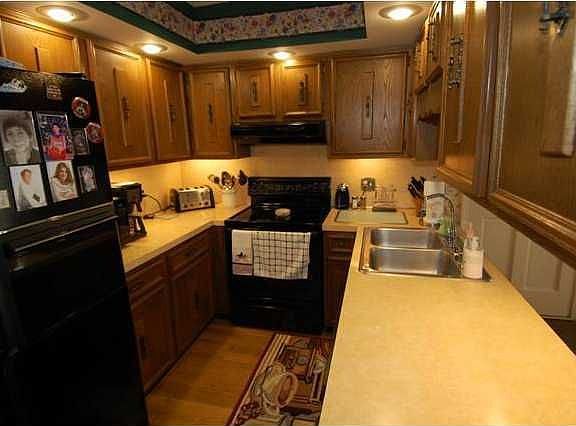 5709 Montfort Ln, Crestwood KY 40014