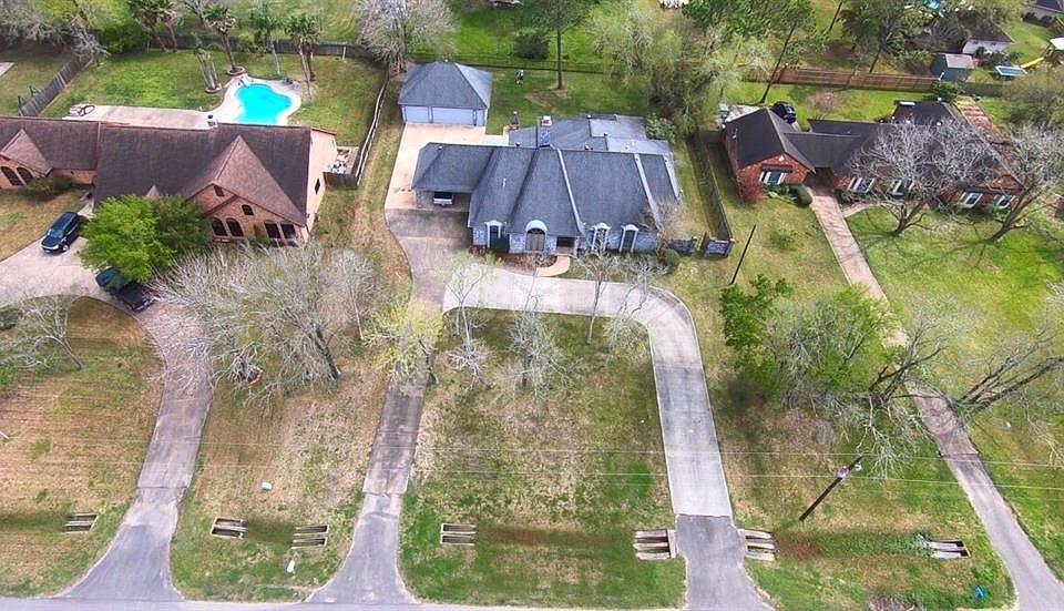 2nd image of 1111 W Edgewood Dr