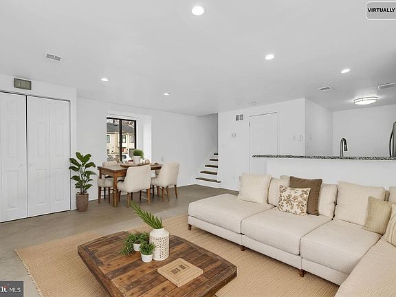 3rd image of 8871 Welbeck Way