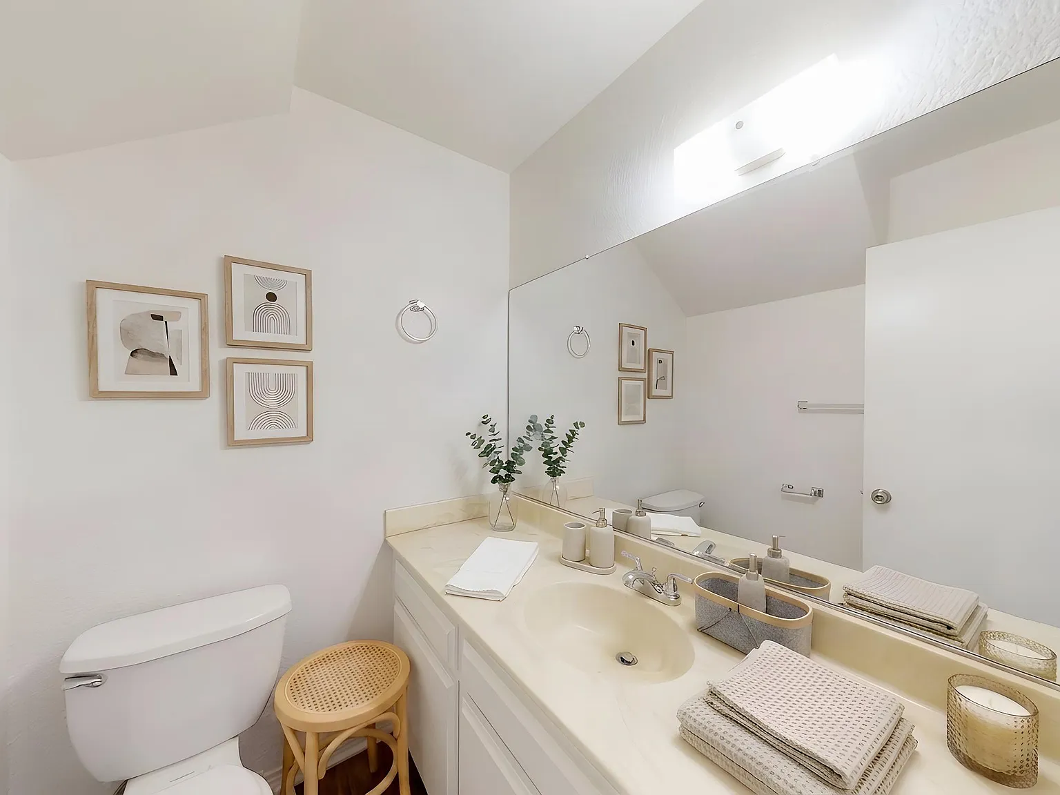 2 bed, 1.5 bath, 800 sqft, $2,595 — Photo 4