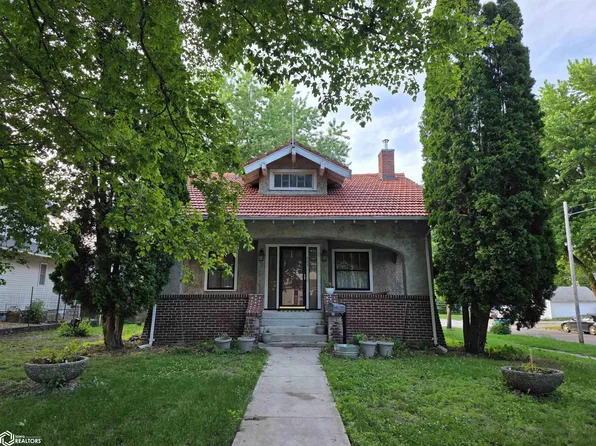 903 Boone St, Webster City, IA 50595