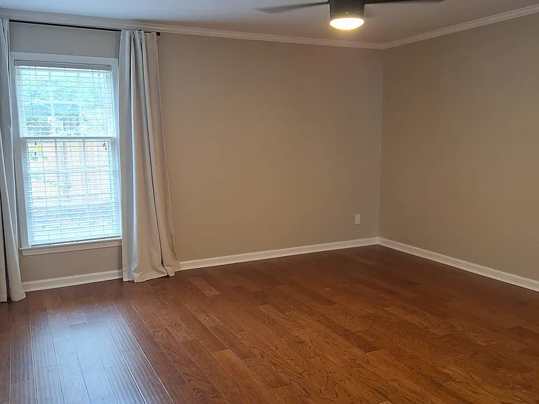 277 Amanda St — Photo 26