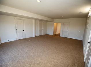 19959 Belmont Station Dr #B, Ashburn, VA 20147