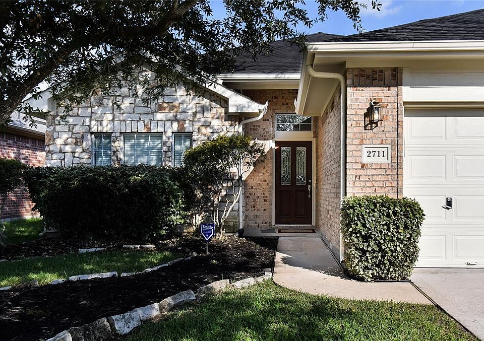 1st image of 2711 Calico Creek Ln