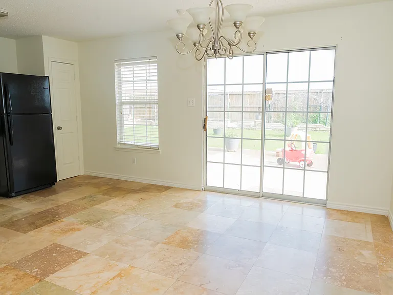 7009 Bountiful Grove Dr — Photo 16