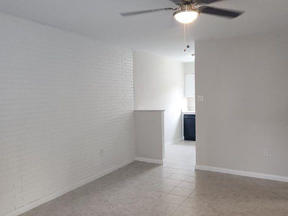3rd image of 361 41st Ave N #6