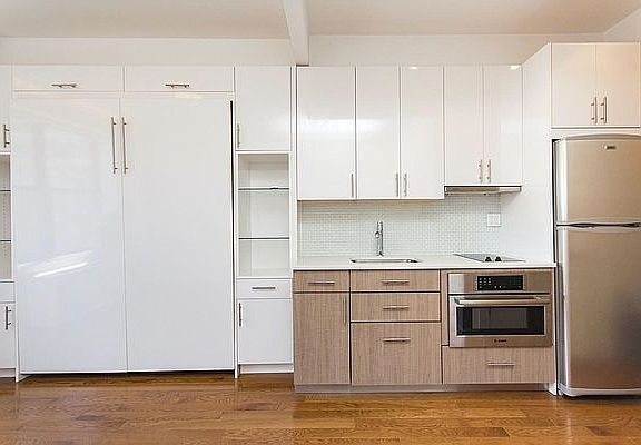 4th image of 212 W 91st St APT 1019