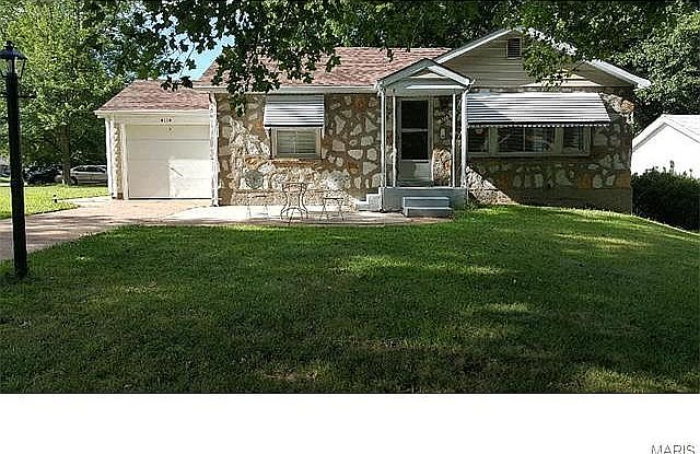 1st image of 8119 Underhill Dr
