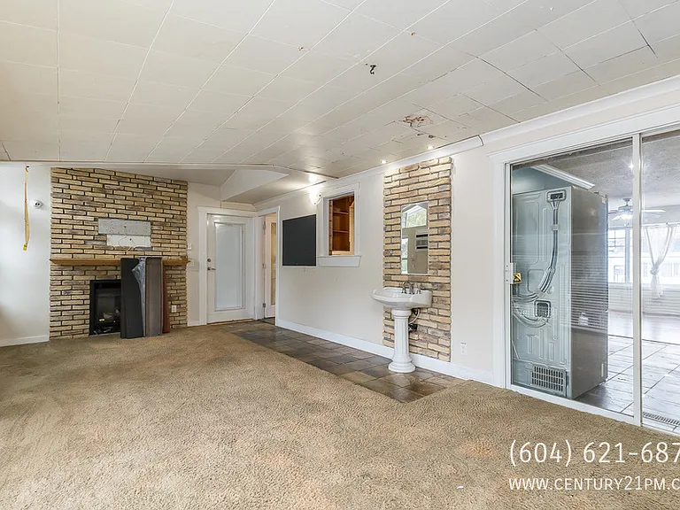2088 Majestic Cres #UPPER — Photo 16
