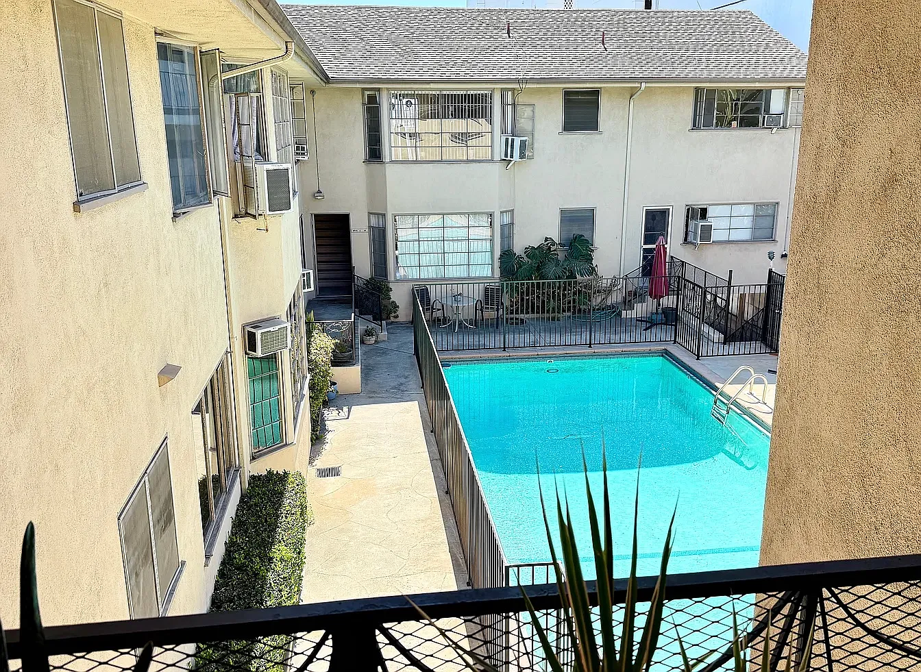 2 bed, 1100 sqft, $3,600 — Photo 1