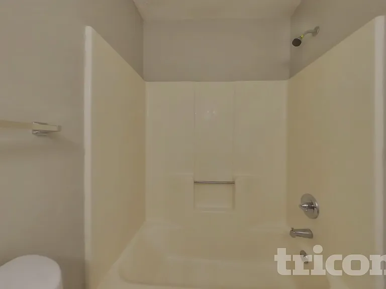 4486 Lindsey Dr — Photo 9