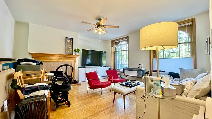 Rented by JK Dansar Corp | media 12