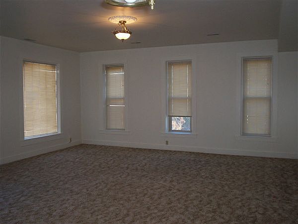 Photo of similar unit