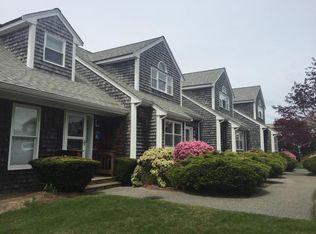 34 Harbor Hill Dr, Bourne, MA 02532