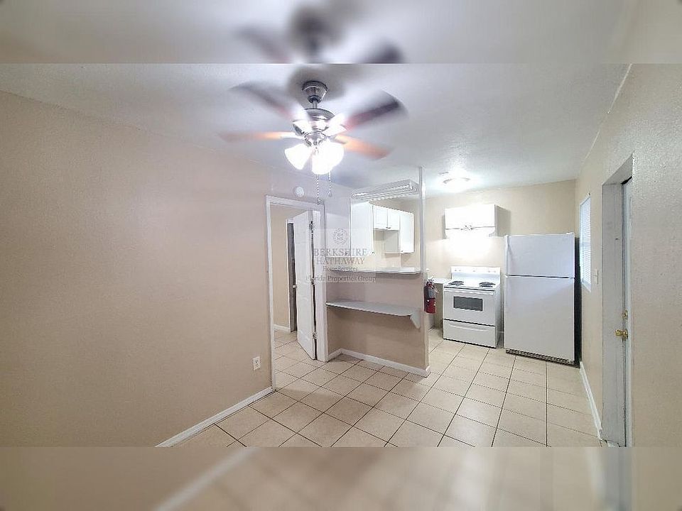 1st image of 953 6th St SE APT 8