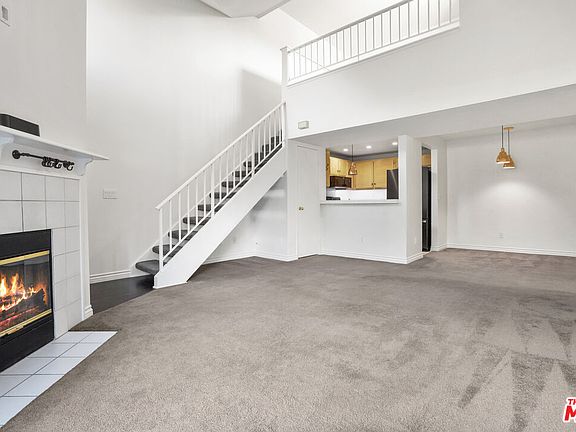 4th image of 24111 Del Monte Dr Unit 14