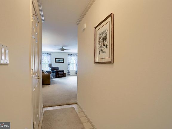 5th image of 57 Lee Ann Ct