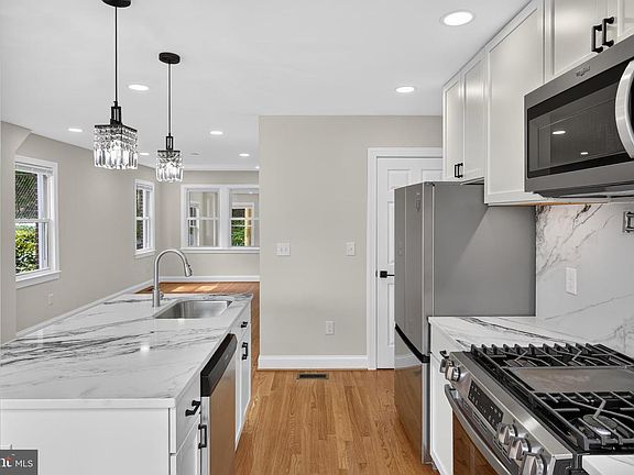 3rd image of 1712 U St SE