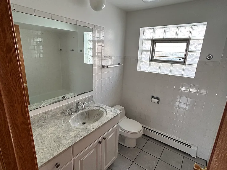 6104 W 87th St #1 — Photo 6
