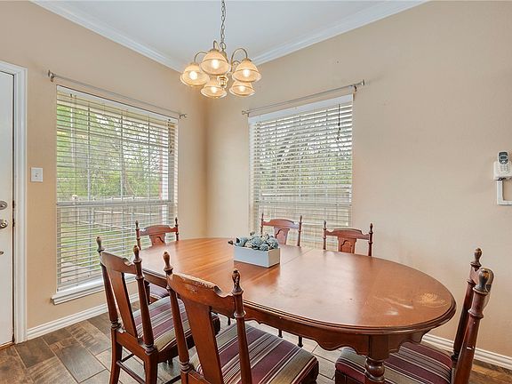 4th image of 1001 Krenek Tap Rd APT 1001