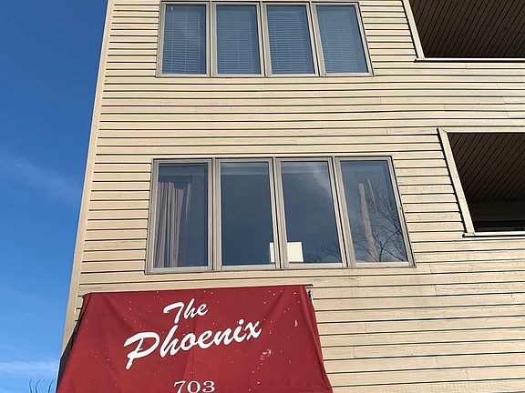 4th image of 703 N 29th St Unit 405
