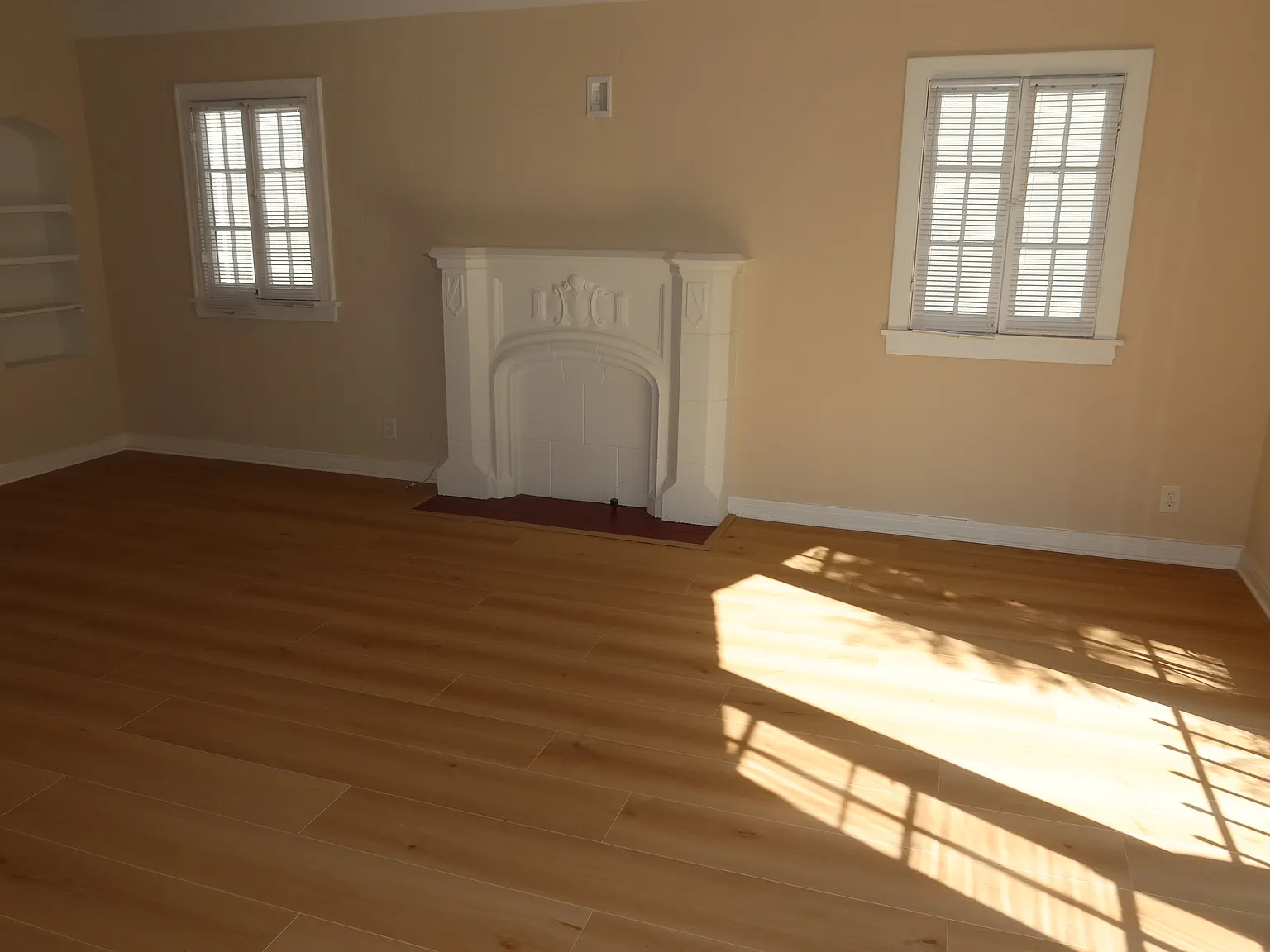 2 bed, 1450 sqft, $3,825 — Photo 3