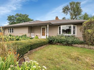 23W311 Sidney Ave, Glen Ellyn, IL 60137