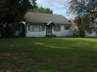 2206 S Grove St, Eustis, FL 32726