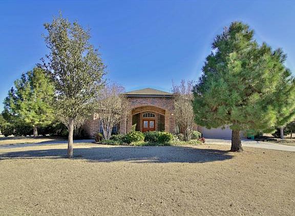 2nd image of 1641 Lakeshore Dr