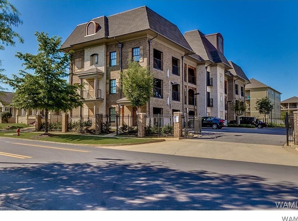 1st image of 1426 Bryant Cir #7