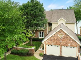 14627 Mallard Lake Dr, Chesterfield, MO 63017