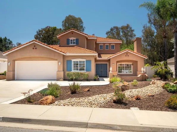 1661 Mission Meadows Dr, Oceanside, CA 92057