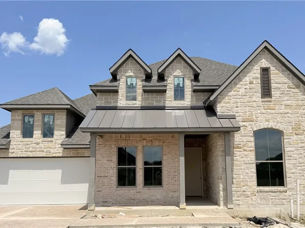 5011 Royal Arch Dr, Bryan, TX 77802