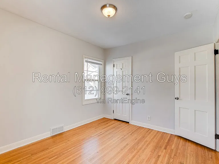 3714 Kipling Ave S — Photo 2