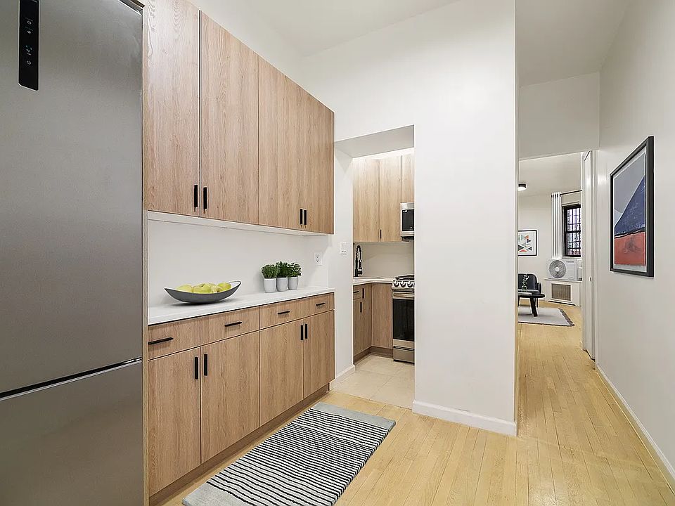 1st image of 225 W 20th St APT 2E