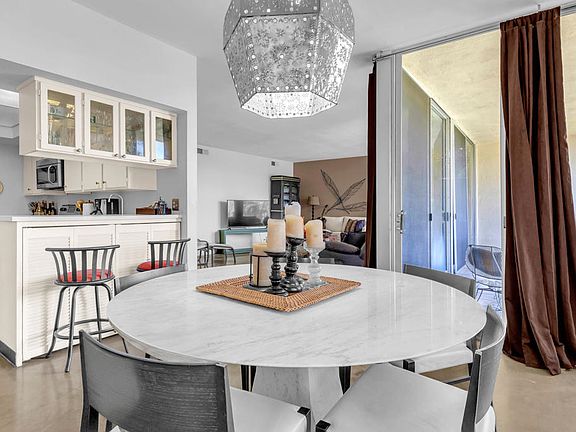 4th image of 465 Desert Lakes Dr
