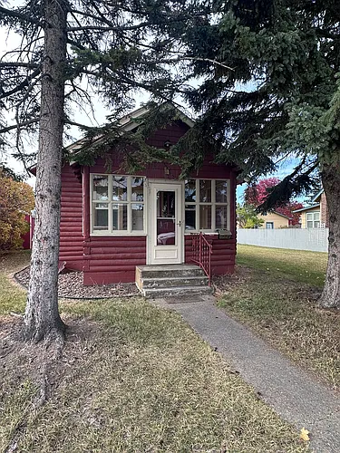 74 3rd Ave W #N Photo 1