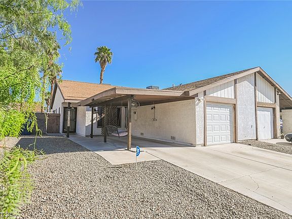 3rd image of 7102 Sprucewood St