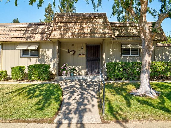 2nd image of 2459 Via Camino Ave