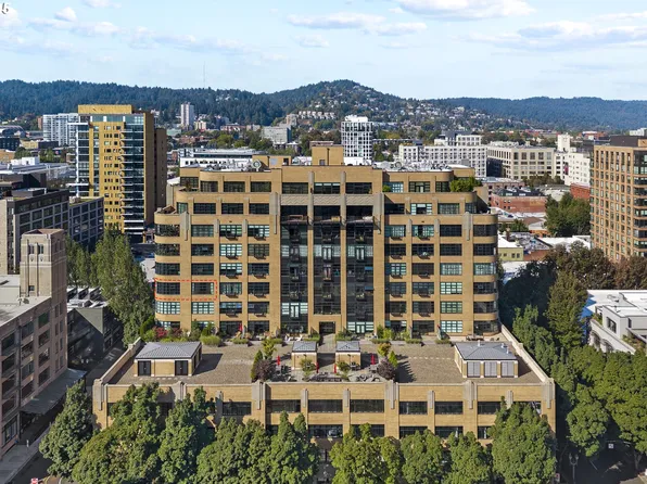 420 NW 11th Ave Unit 718, Portland, OR 97209