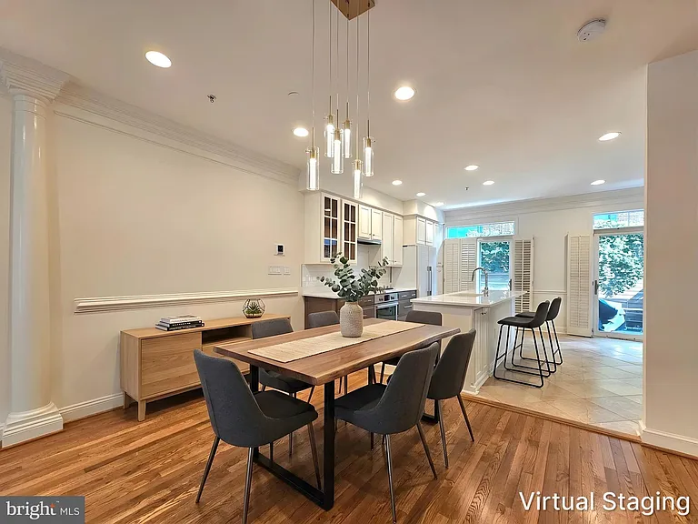 315 Hearthstone Mews — Photo 9