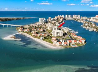 851 Bayway Blvd APT 305, Clearwater, FL 33767