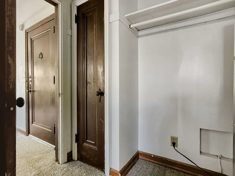 960 Goodrich Ave — Photo 16