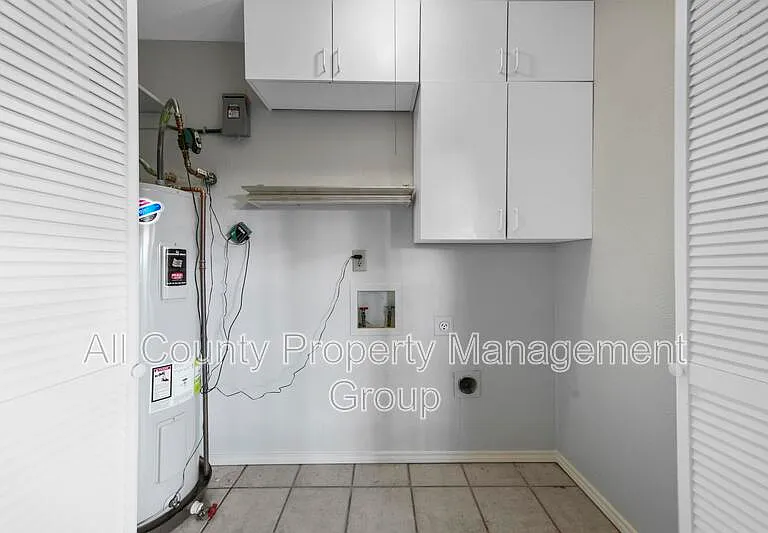 1305 Clark Trl — Photo 14