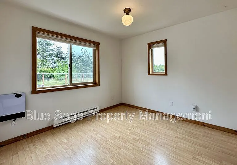262 Lotzgesell Rd — Photo 8
