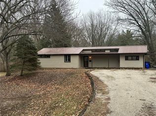 40 Norwood Dr, Decatur, IL 62521