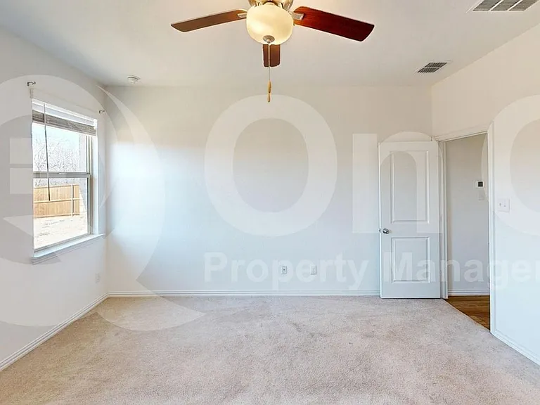 1108 Chip St — Photo 10