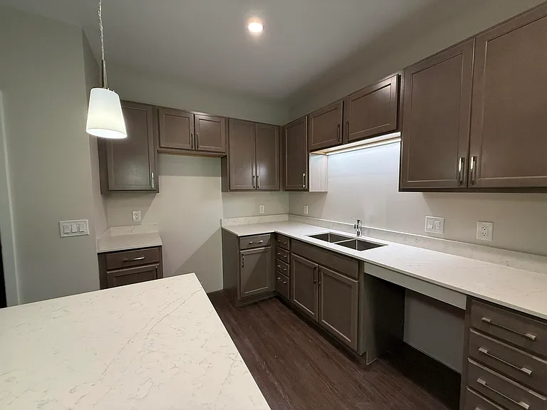 2645 Burton Rd #4 — Photo 21