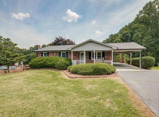 208 Blanch St, East Bend, NC 27018