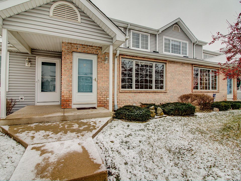 1st image of 10153 W Whitnall Edge Dr